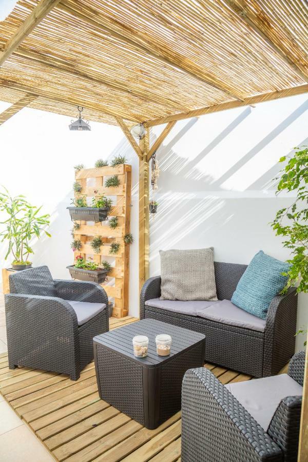 Tales Of Us Terrace Holiday home